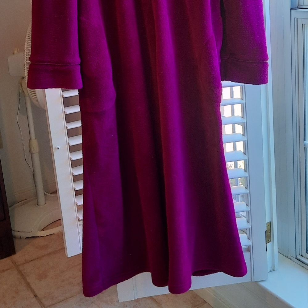 Two Robes excellent condition - Picture 5 of 6